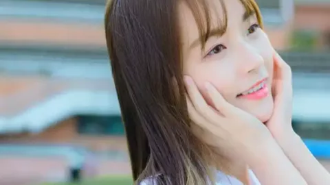 天价蛏子与螃蟹