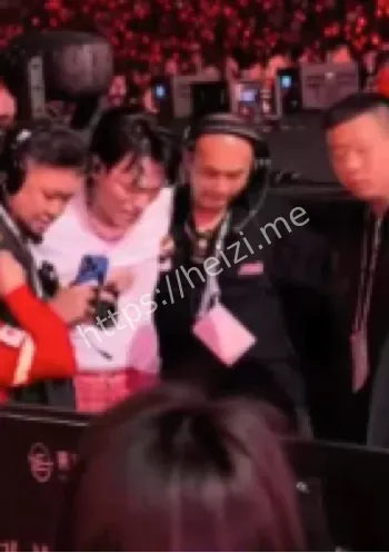 过山丘演唱事故