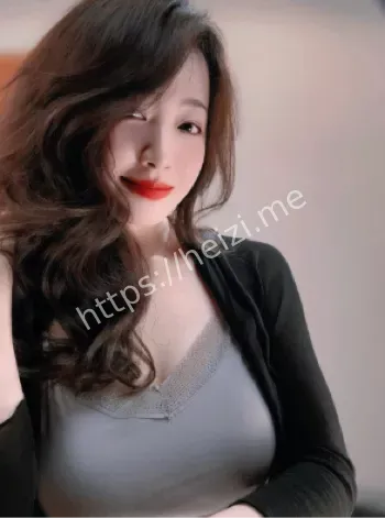 Twitch女主播Fandy直播生孩子