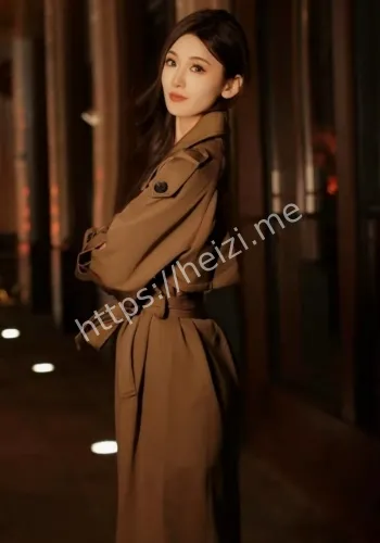 黑丝开档照撩人