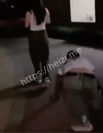 公共场合情感控制黑幕