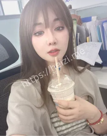 冯晓燕极品身材不雅照