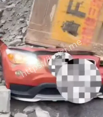 烟台渣土车侧翻