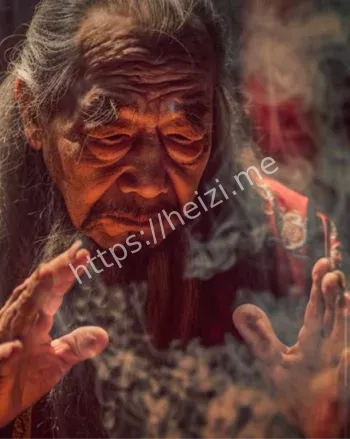 白衣女走廊拉人