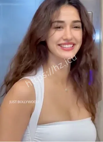 妮迪掩面难过视频